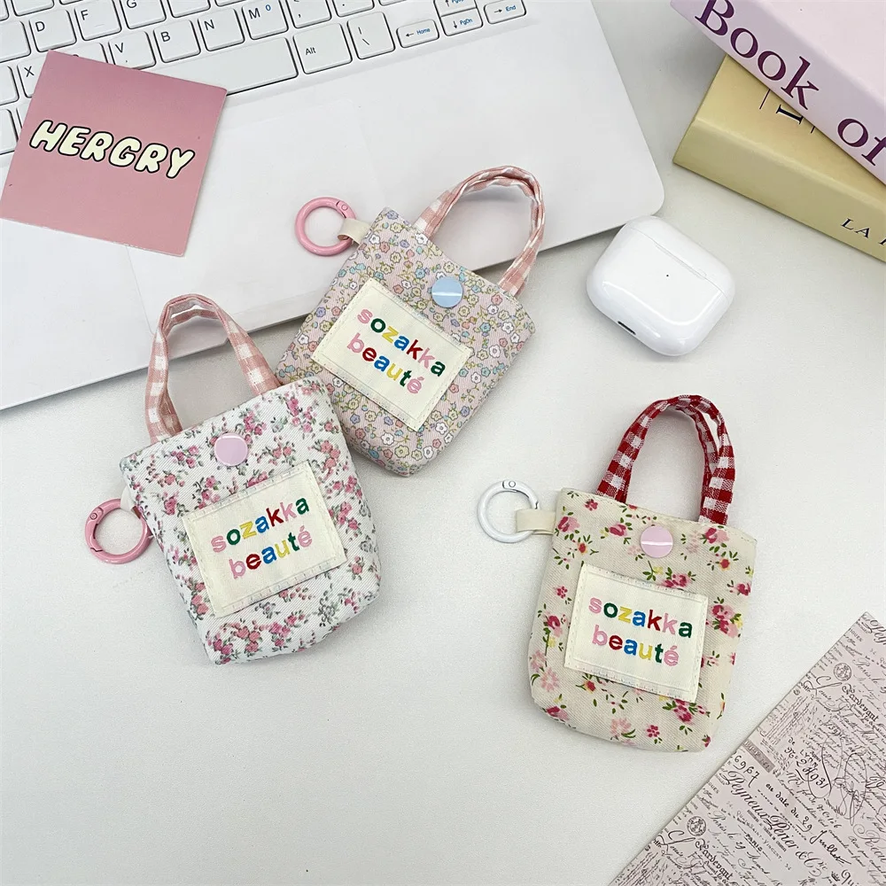 Dompet Koin Mini Lucu Manis Berenda Motif Bunga Warna Pink Biru, Casing Pelindung Headphone, Tas Penyimpanan Kecil Portabel untuk Wanita