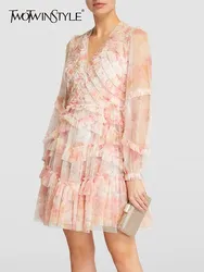 TWOTWINSTYLE-Vestidos estampados de colores para mujer, Mini vestido de malla de retazos de cintura alta, manga larga con cuello en V, ropa de moda femenina