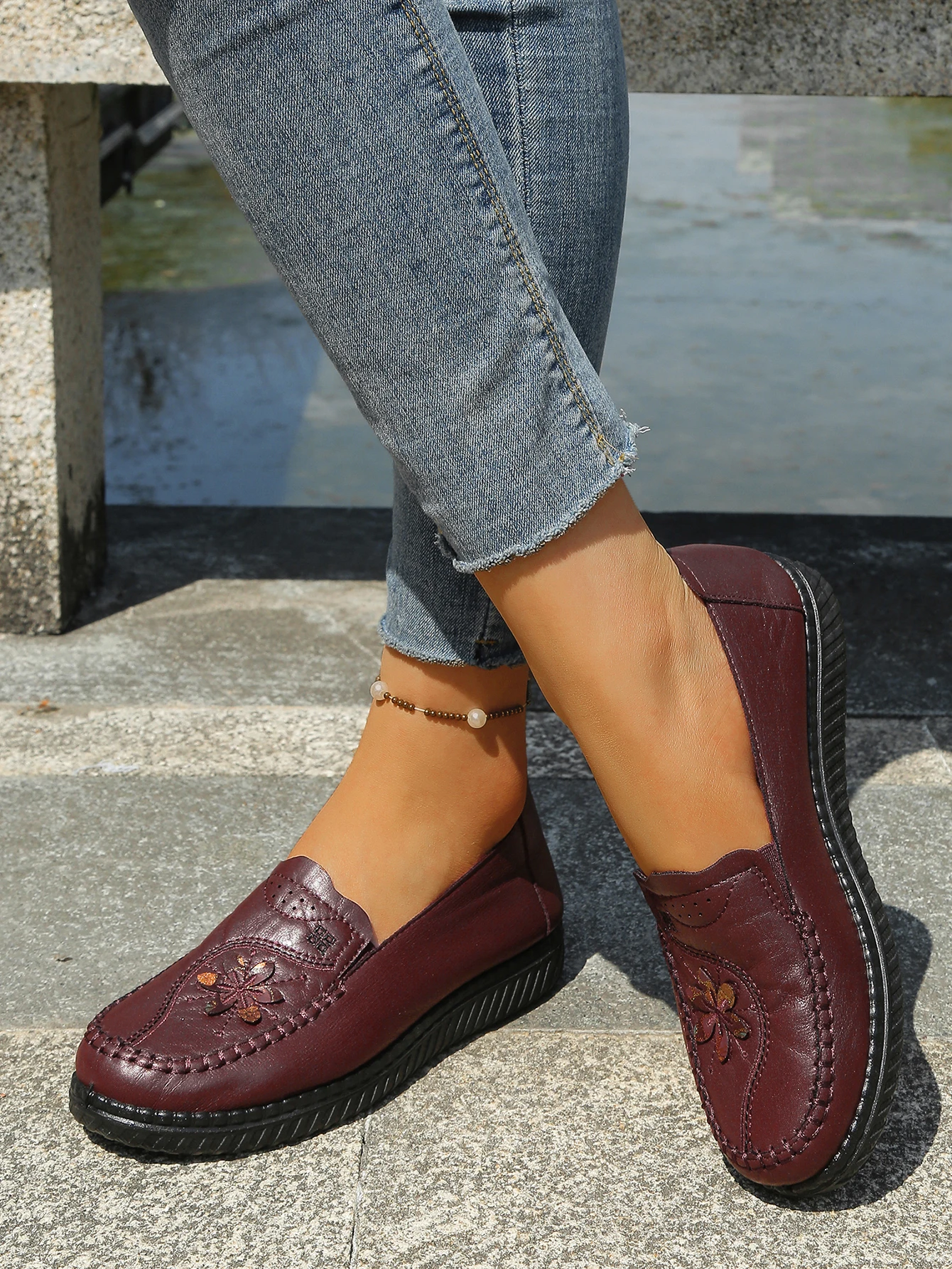 Damen-Loafer mit chinesischem Knoten, Slipper mit Blumenmuster, bequeme, rutschfeste PU-Sohle, lässige Alltagsschuhe für ältere Mütter – Detail 17