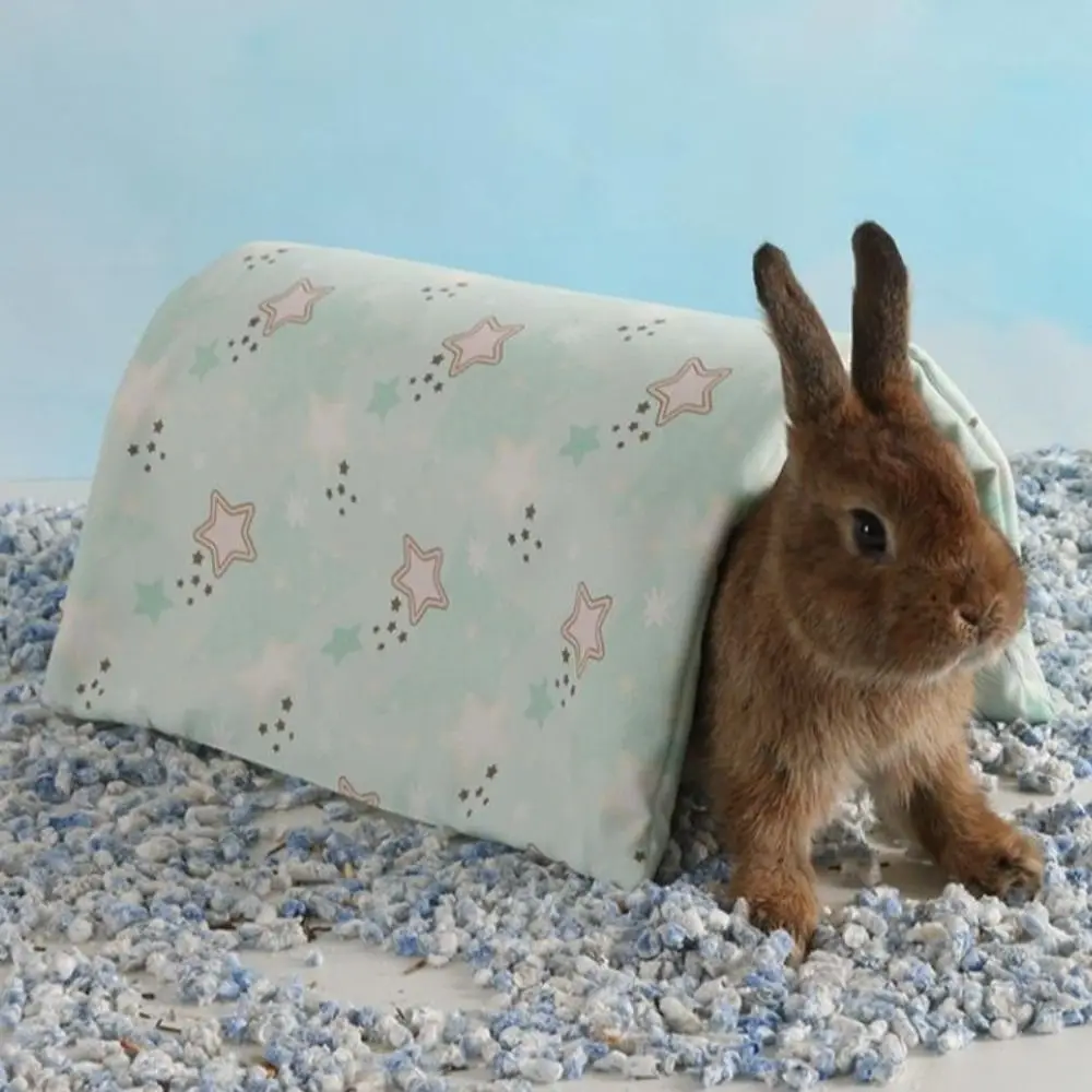 

Cartoon Pattern Rabbit Hamster Cooling Ice Mat Foldable Multi Shapes Guinea Pig Diaper Pads Waterproof Surface Double Layer