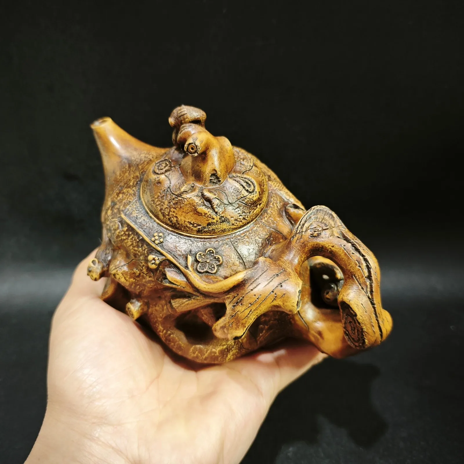 Yixing Zisha Monkey Teapot 400cc Antique Figural Large Pot Hou Zi Hu Collectible