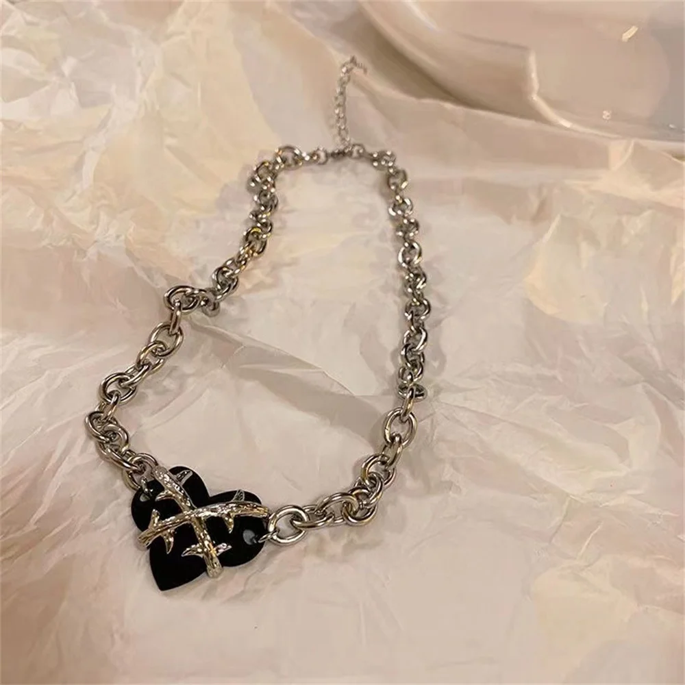 Gotische Schwarze Love Choker Punk Dicke Kette Schlüsselbeinkette Halskette für Frauen Retro-Schmuck Trendige Damenaccessoires Geschenk – Detail 5
