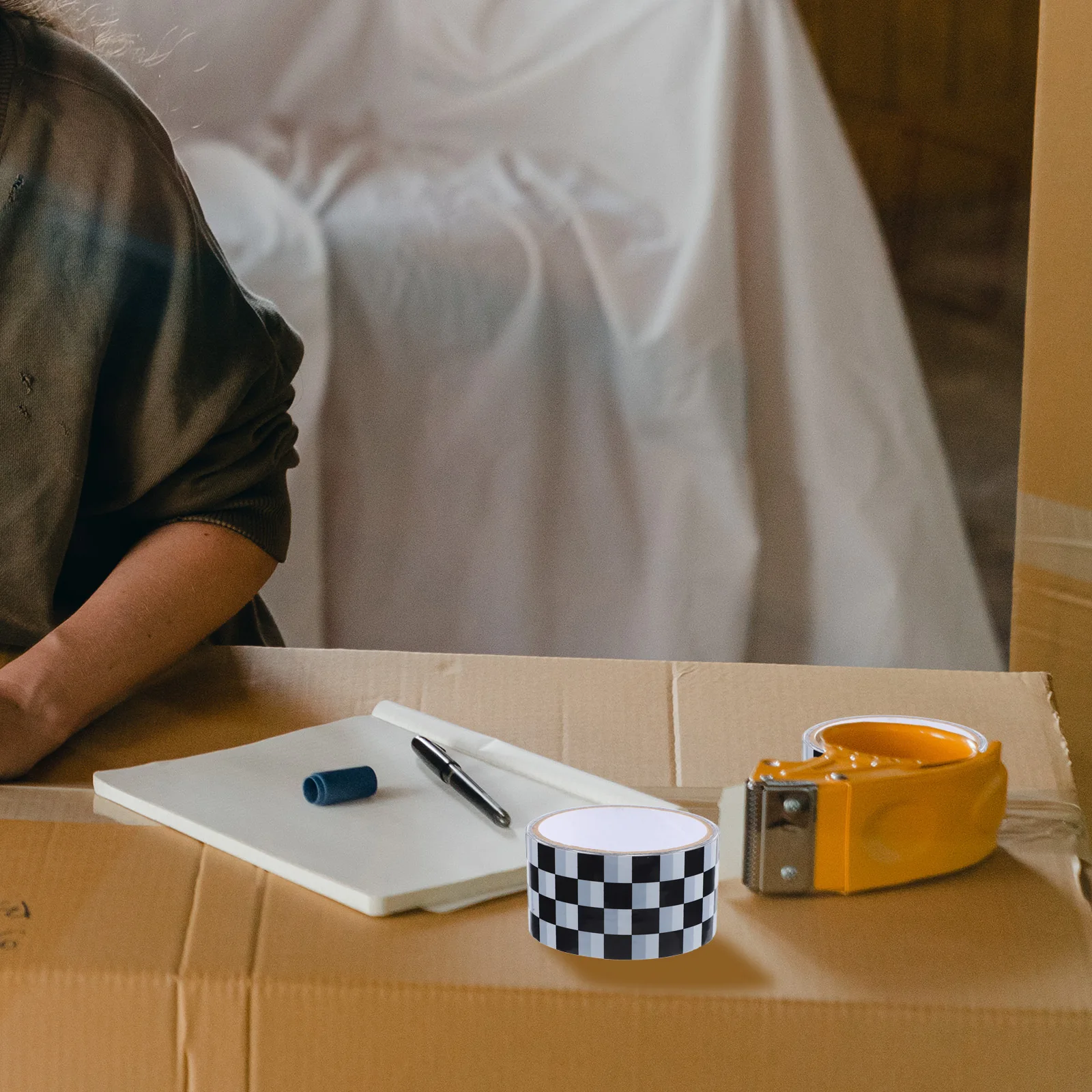 2 Rolls Checkered Pattern Packing Multi-Function Carton Sealing Tape For Gift Wrapping Bulletin Board Border Heavy Duty Adhesive