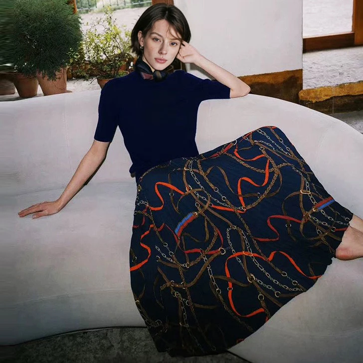 

Модная плиссированная юбка миди с высокой талией из ацетата с цепочкой, женская, весна 2026, с принтом, из других материалов