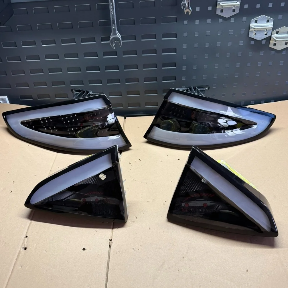 A Set Customized Handmade Taillights For Maserati GT GTS Venom Modified Taillights Clear Taillights