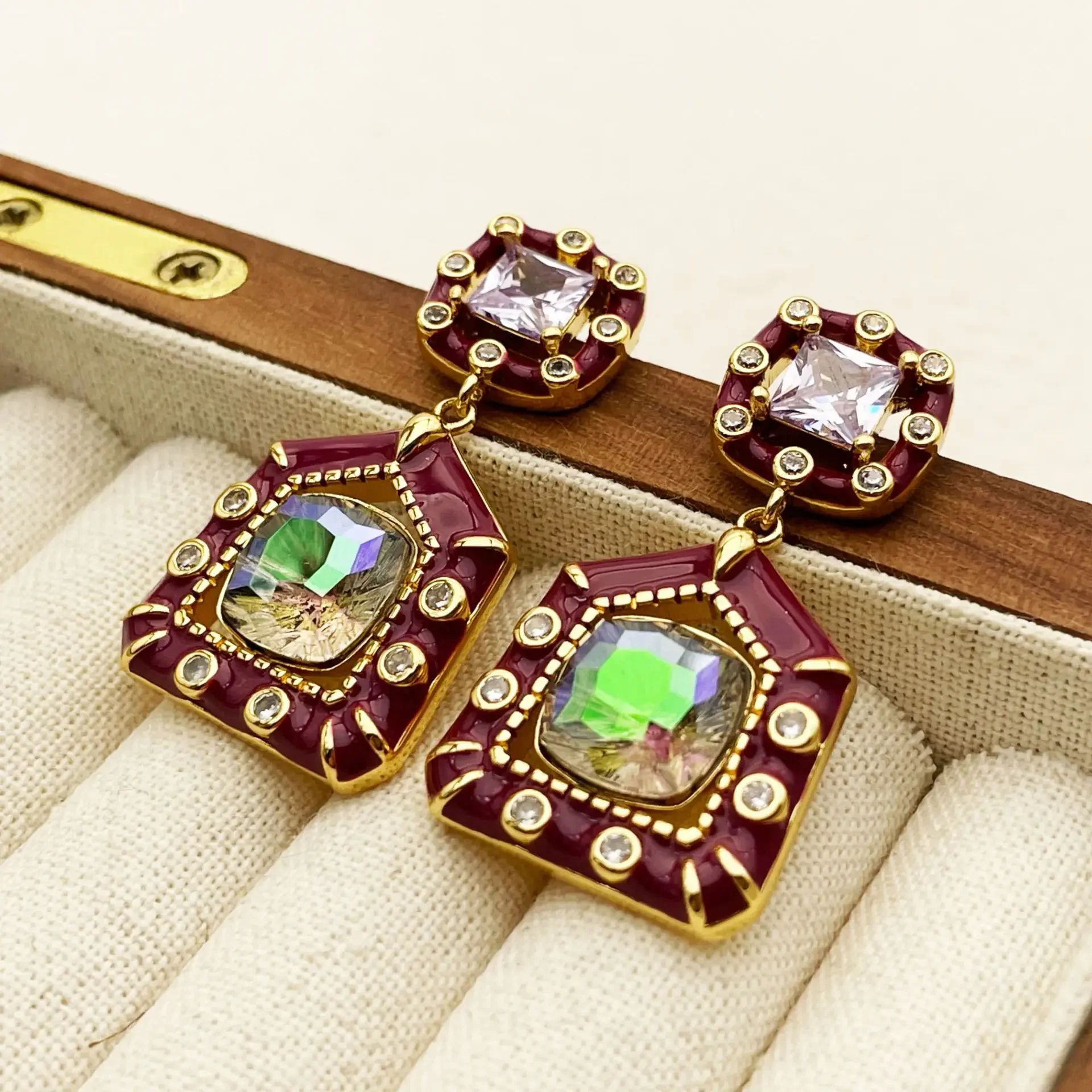 

Retro new purple drip glaze zircon exaggerated earrings