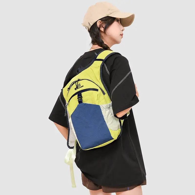 

New Waterproof Nylon Multiple Pockets Buckle Adjustment Breathable Straps for Daily Commute Travel Casual Commute Travel