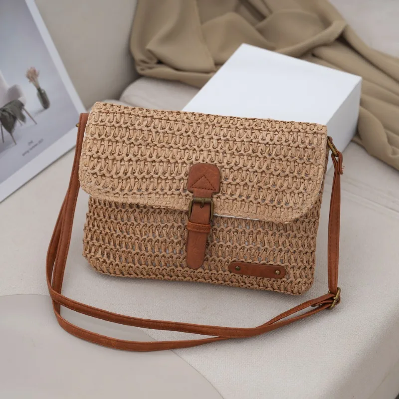 

Women's Straw Shoulder Bag - Fashionable Woven Crossbody Purse, Trendy Vacation Beach Bag Casual Boho Handbag for Summer Outings