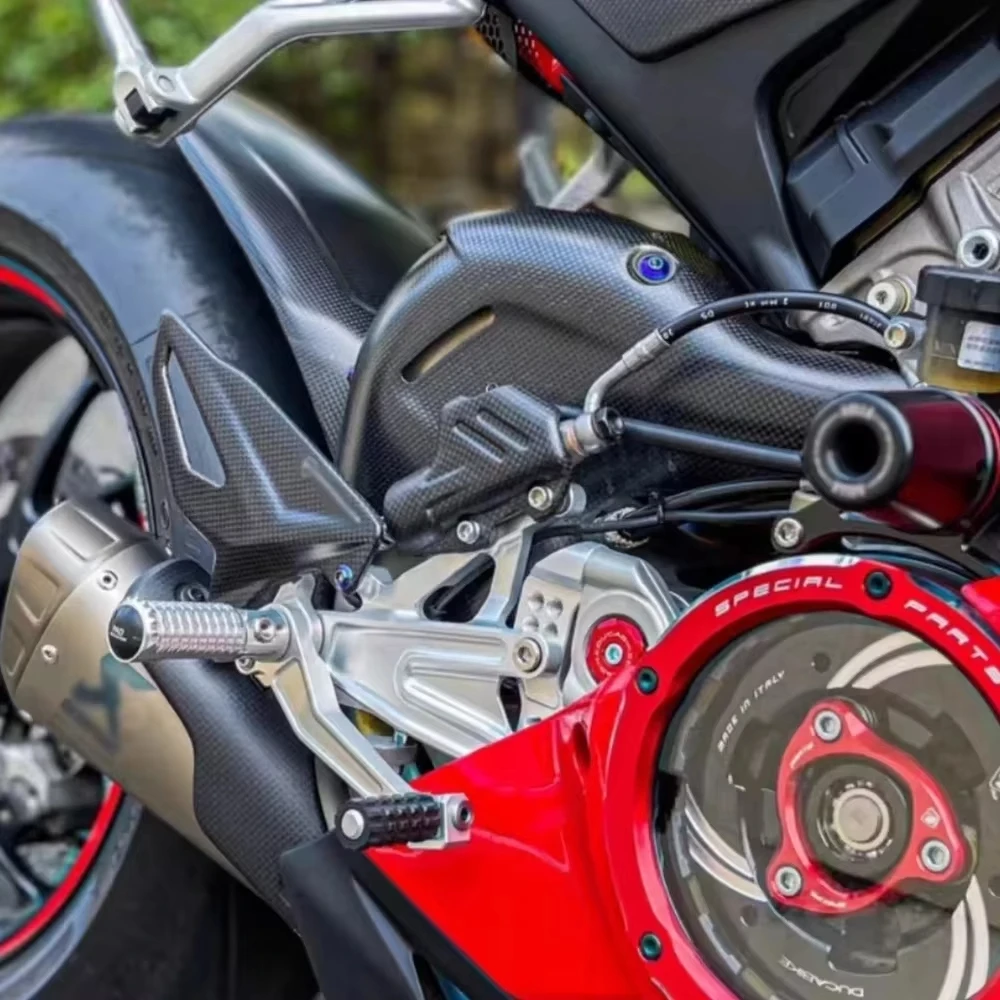 دراجة نارية ألياف الكربون الخلفية غطاء مضخة الفرامل غطاء للحماية ل Ducati Panigale V4 S R V2 899 959 1199 1299 Streetfighter V4/S #3