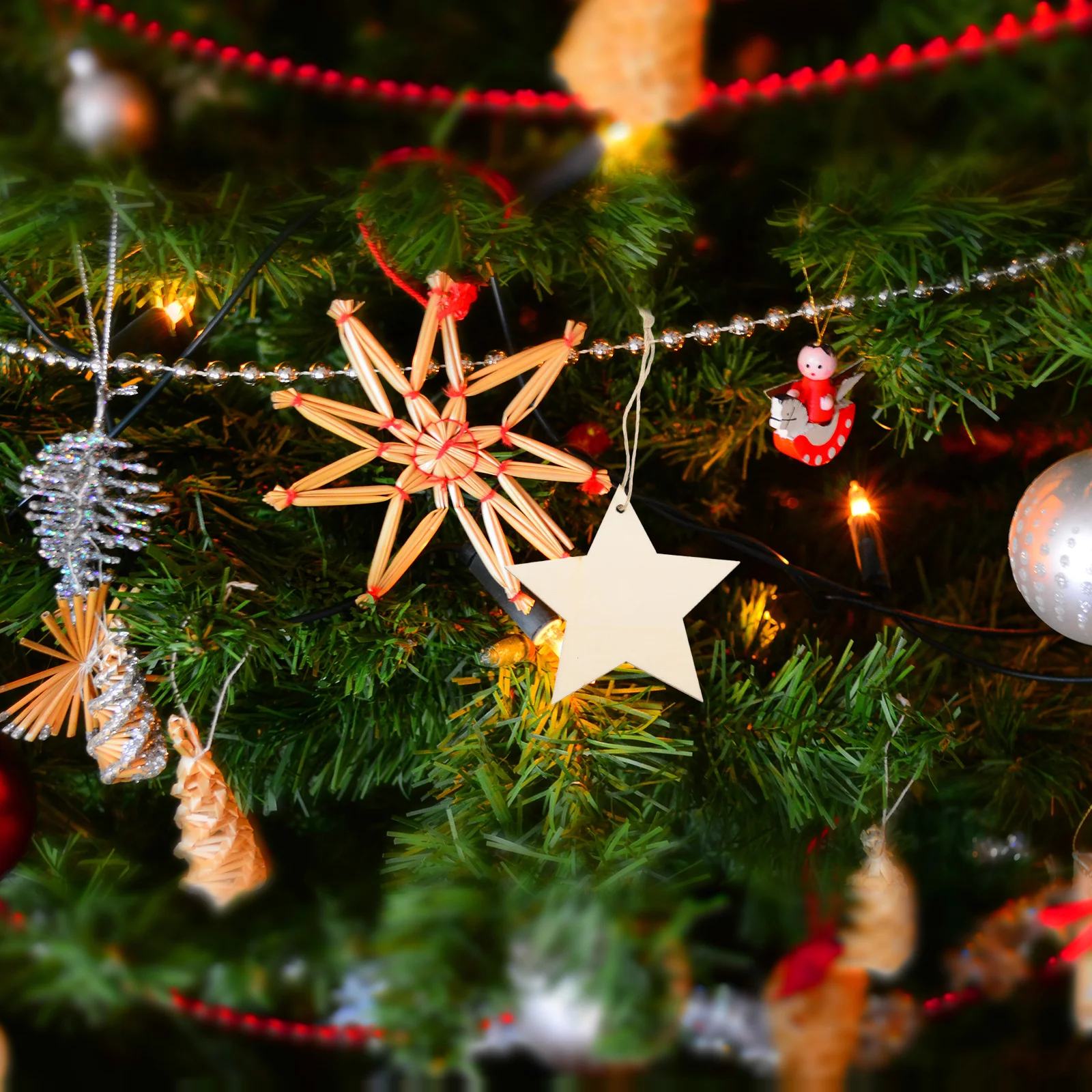 

50Pcs Natural Wood Star Pendant Pentagram Hanging Decor Easy DIY Rope Included Christmas Tree Ornament Reusable Wall Door