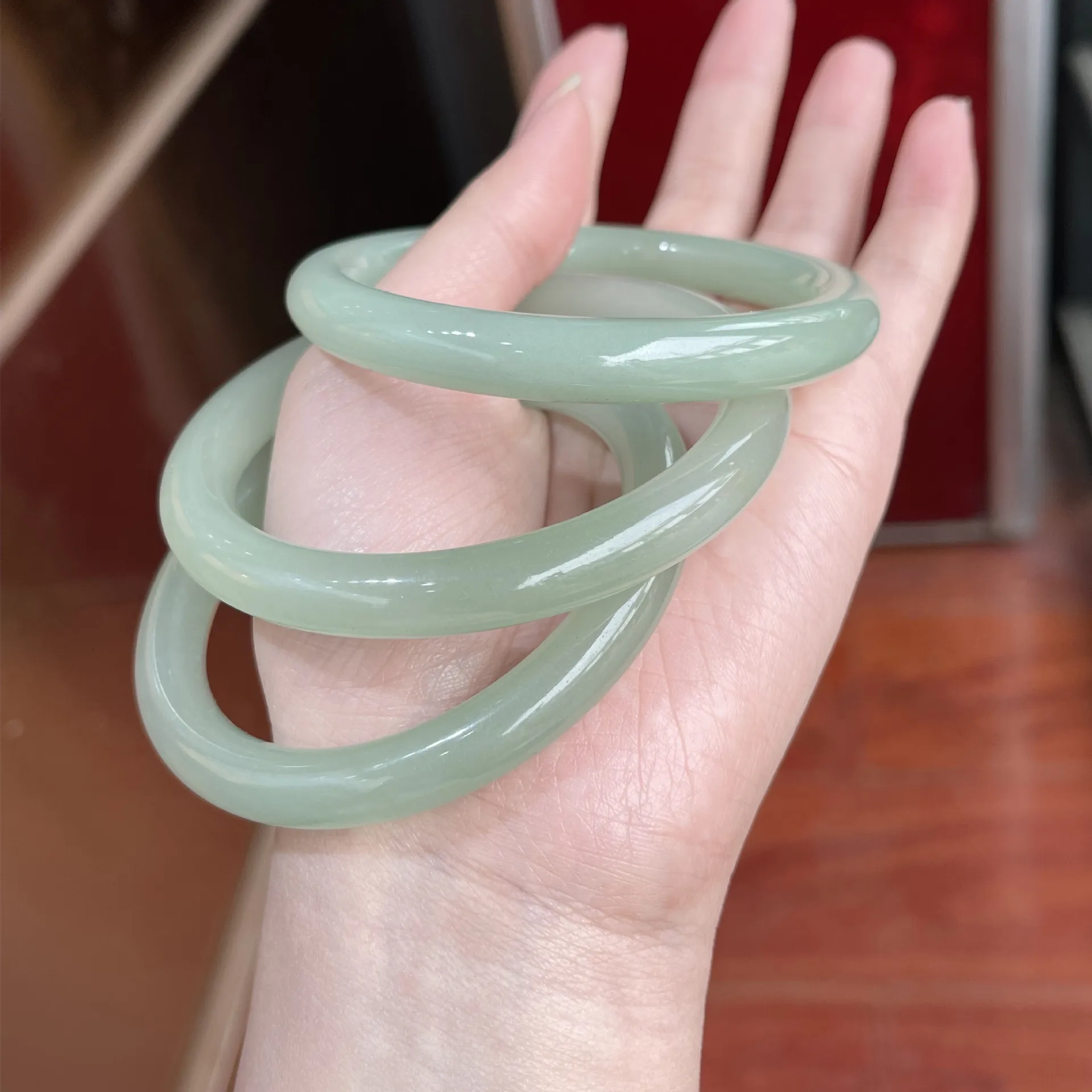 

Natural Aventurine round Bar Bracelet High Ice round Bar Bracelet Aventurine Jingle Women's Bangle