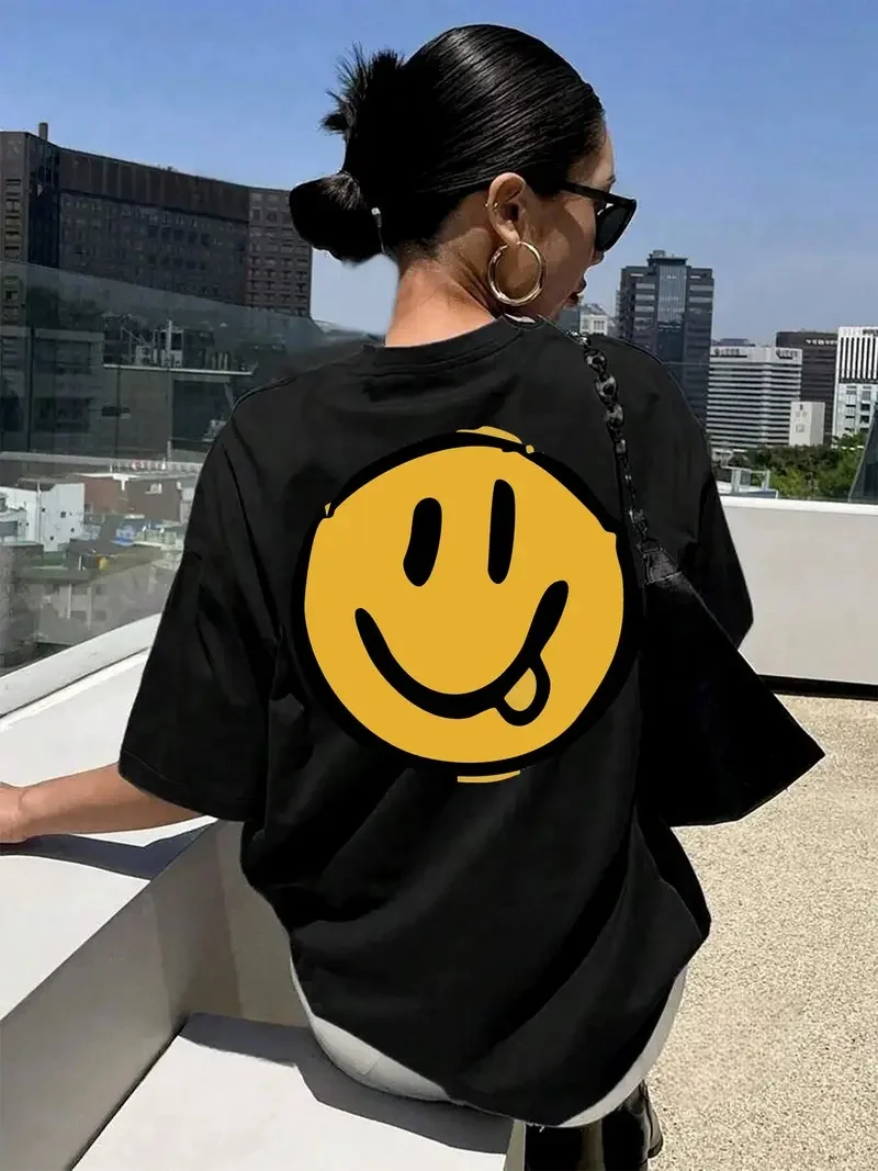 2025 الصيف موضة تي شيرت قصير الأكمام أنيقة المرأة تي شيرت مصمم الكلاسيكية أفضل الرجال والنساء الشتاء بيع