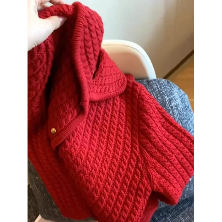 Nouvel An Rouge Twist Tricot Pull Cardigan Femme Hiver Nouveau Sle Haut Doux Tricot Vêtements D'extérieur Col montant Auto-Preservation...