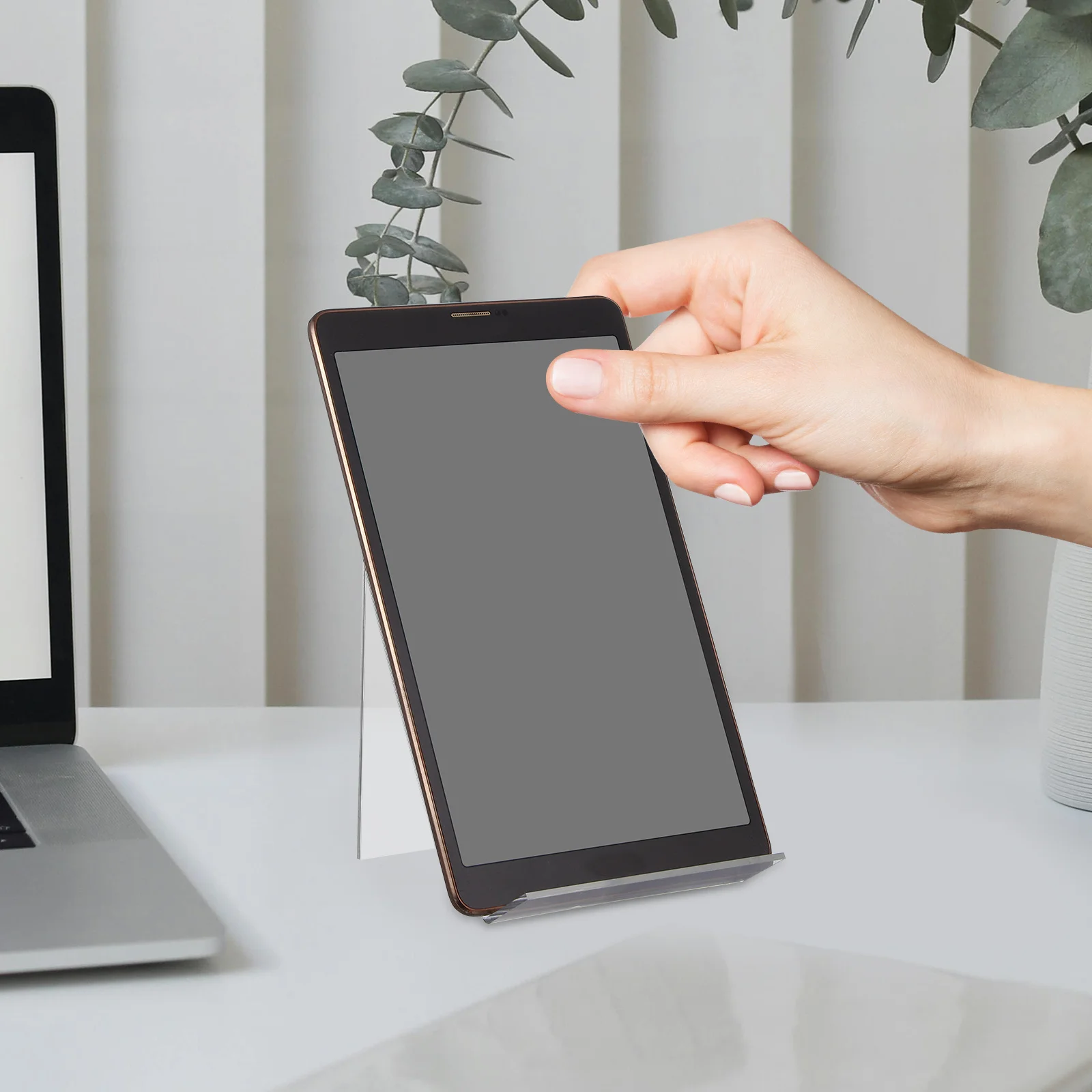 

6Pcs Acrylic Book Stands for Display Clear Magazine Holder Decorative Storage Organizer Robust Construction Book Stand