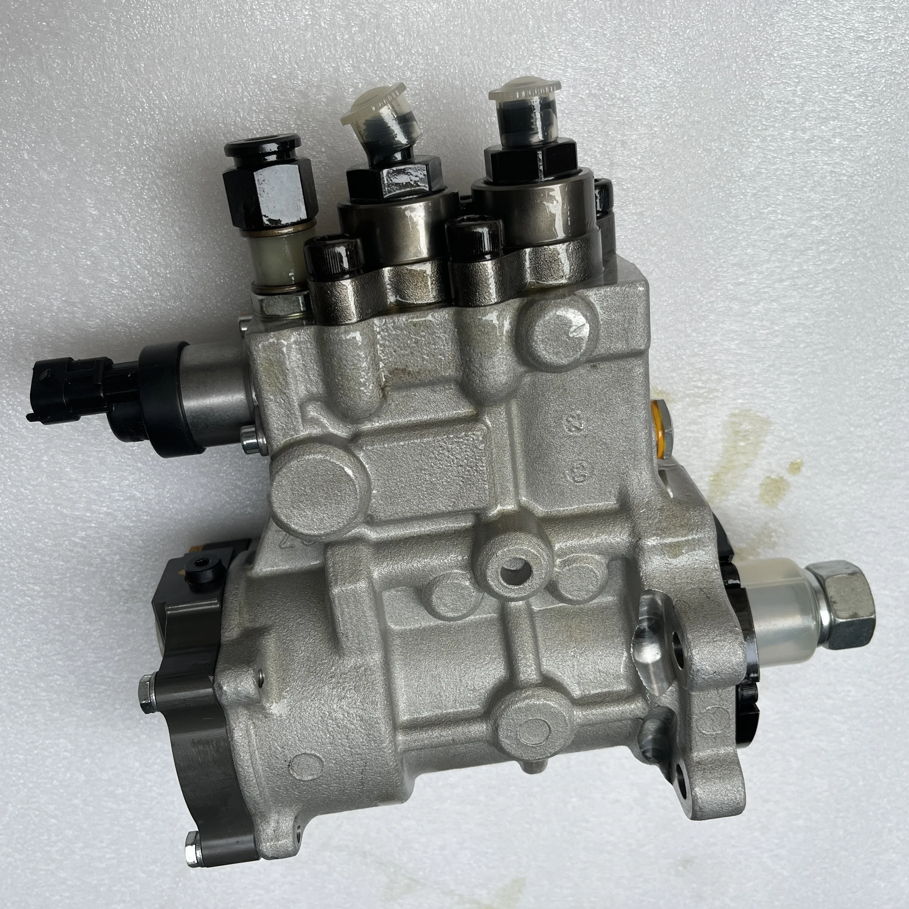 

C4.4 C7.1 Excavator Diesel Fuel Pump 0445025601 0445025602 375-2647 Original Injection Pump for Heavy Equipment
