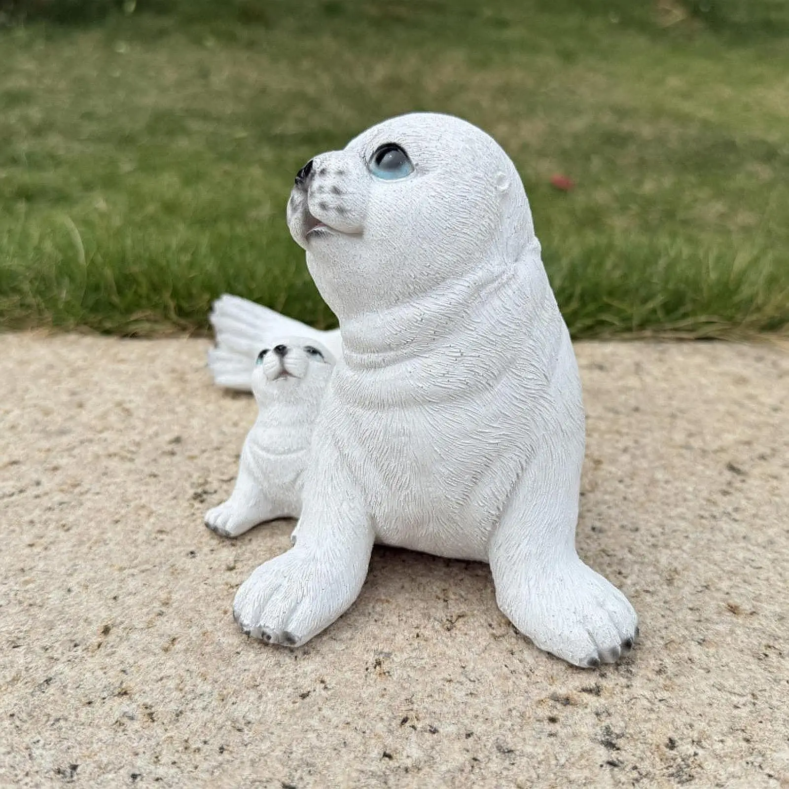 Sea Lion Garden Statue Art Crafts Yard Art Decor for Porch Pond Outside