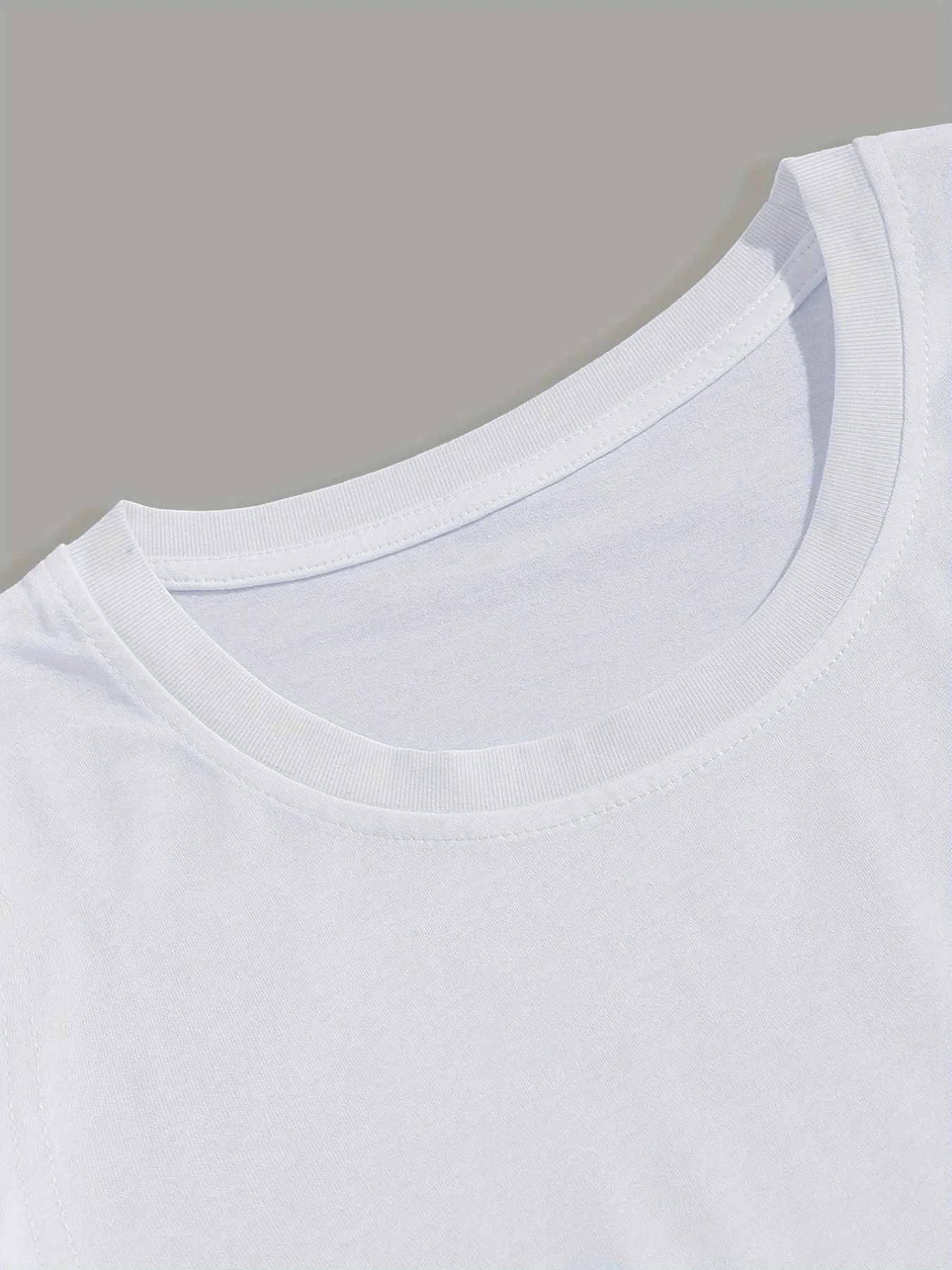 Stylish Men's Alphabet Crew Neck Tee - Breathable, Durable & All-Season Casual T-Shirt