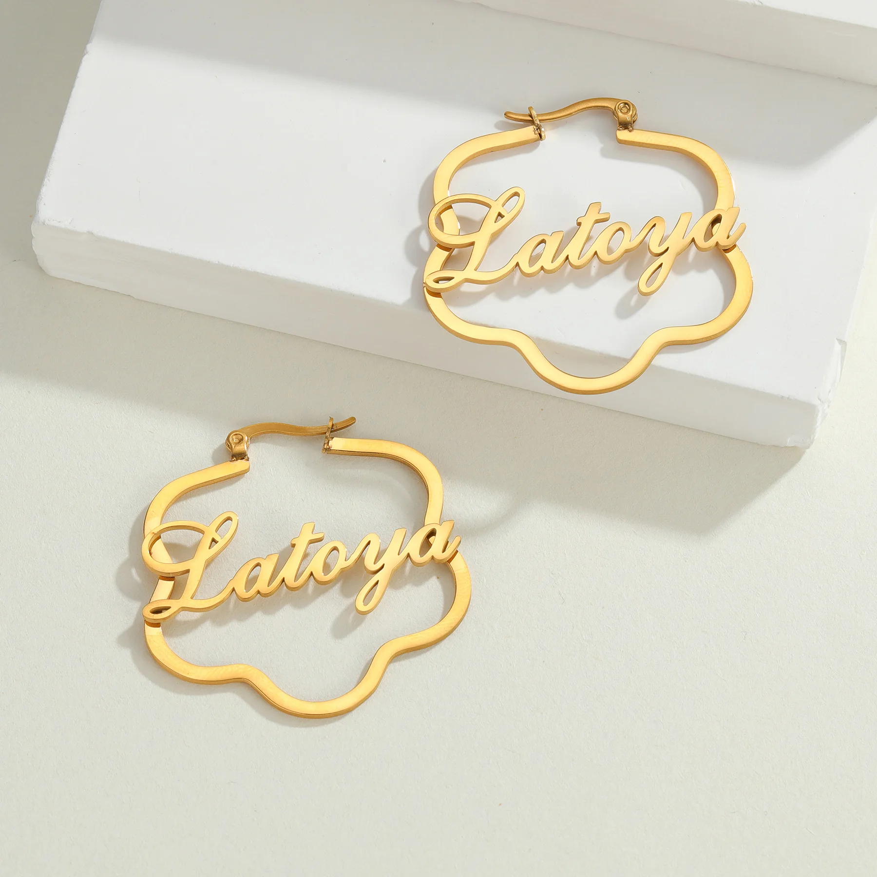 

Acheerup Unique Personalized Name Flower Shape Earrings for Women Stainless Steel Custom Letters Hoop Earrings Jewelry Gifts