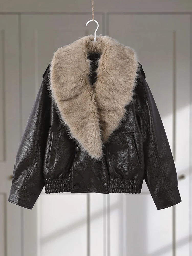 

Stylish Pu Leather Short Jacket Women Detachable Faux Fur Collar Double Breasted Waist Closed Coat 2025 Autumn Winter Lady Coats