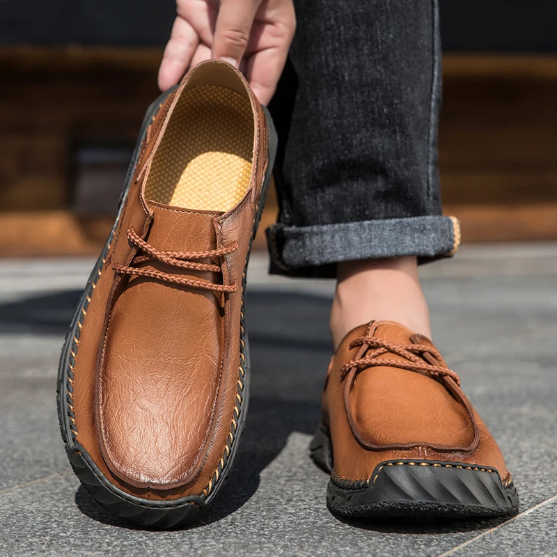 

Новые летние мужские удобные повседневные туфли с мягкой подошвой, сшитые вручную, модные брендовые мужские дышащие нескользящие уличные туфли с круглым носком