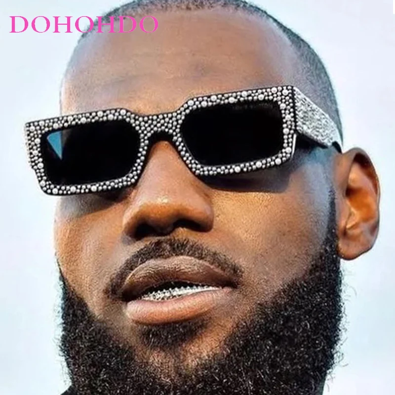 

2026 Fashion Luxury Personality Square Sunglasses For Women Men Rhinestone Decorative Shades Travel Eyewear Unisex Glasses UV400