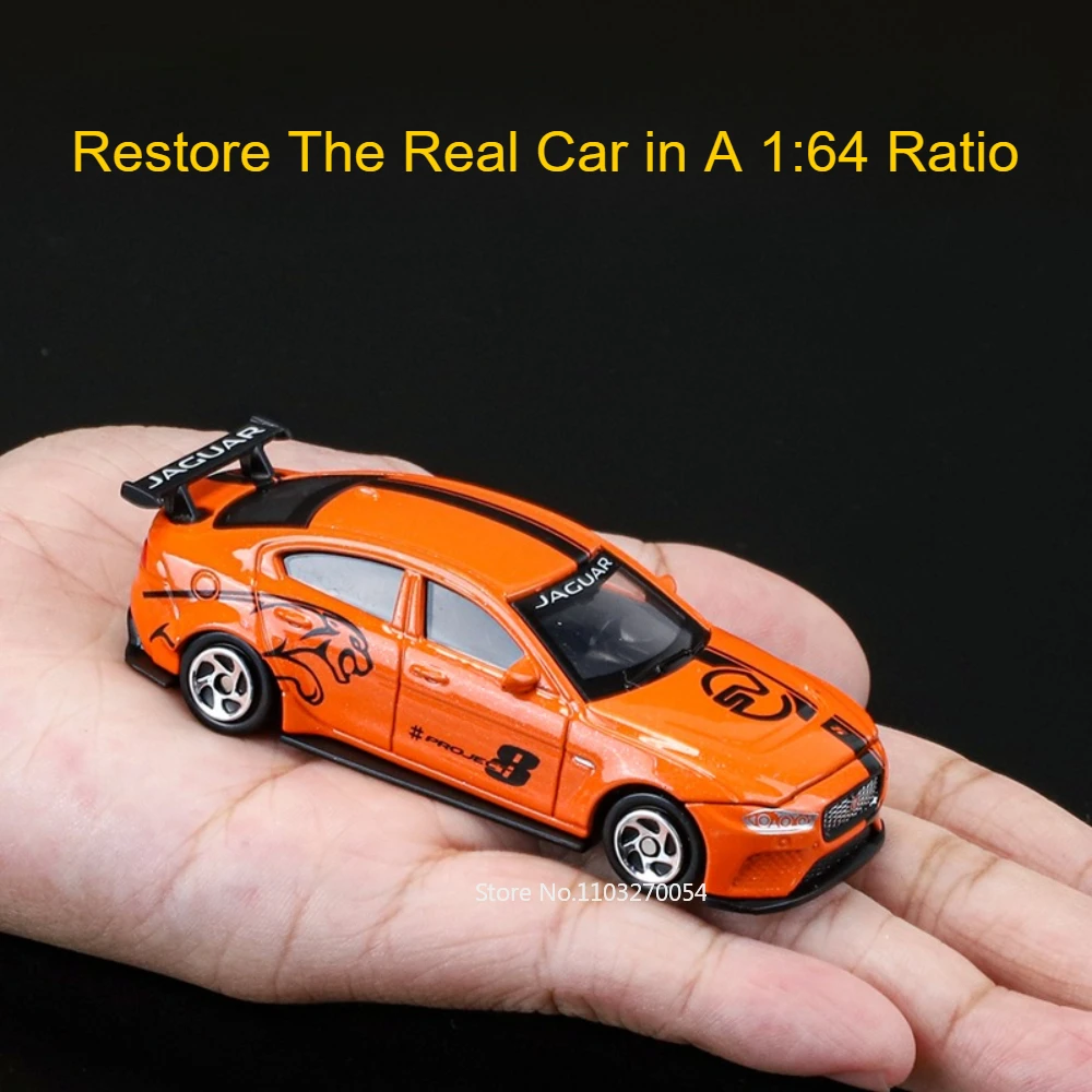 1:64 JAGUAR XE SV Progetto 8 Pressofuso In Lega Auto Giocattoli Modello In Miniatura Ruote Scivolo Avanti Corpo In Metallo Pneumatici In Gomma Regali Per Bambini