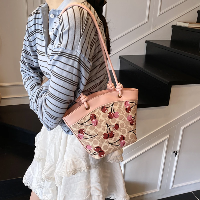 

Simple Fashionable Letter Logo Diaper Bag Casual Trendy Leather Crossbody Bag Large Capacity For Women Commuter