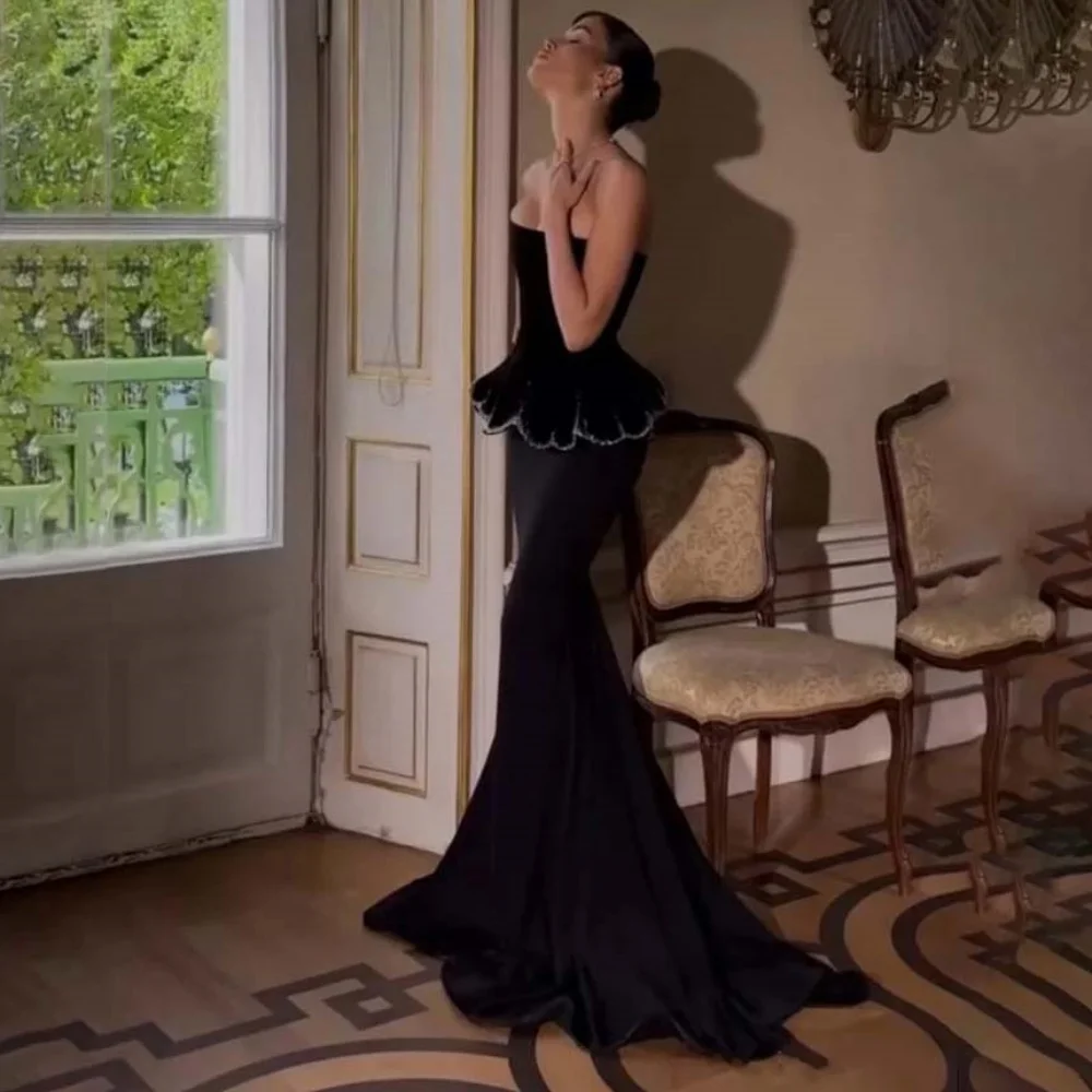 

Customized Strapless Evening Dress Satin Sleeveless Gorgeous Prom Dresses Formal Occasion Zipper Beading Party Gown Robe Soiree