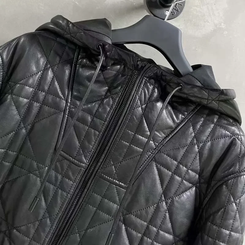 Chaqueta de cuero genuino con capucha, abrigo de piel de oveja auténtica Natural con entramado de diamantes, nueva moda para invierno y otoño 2024