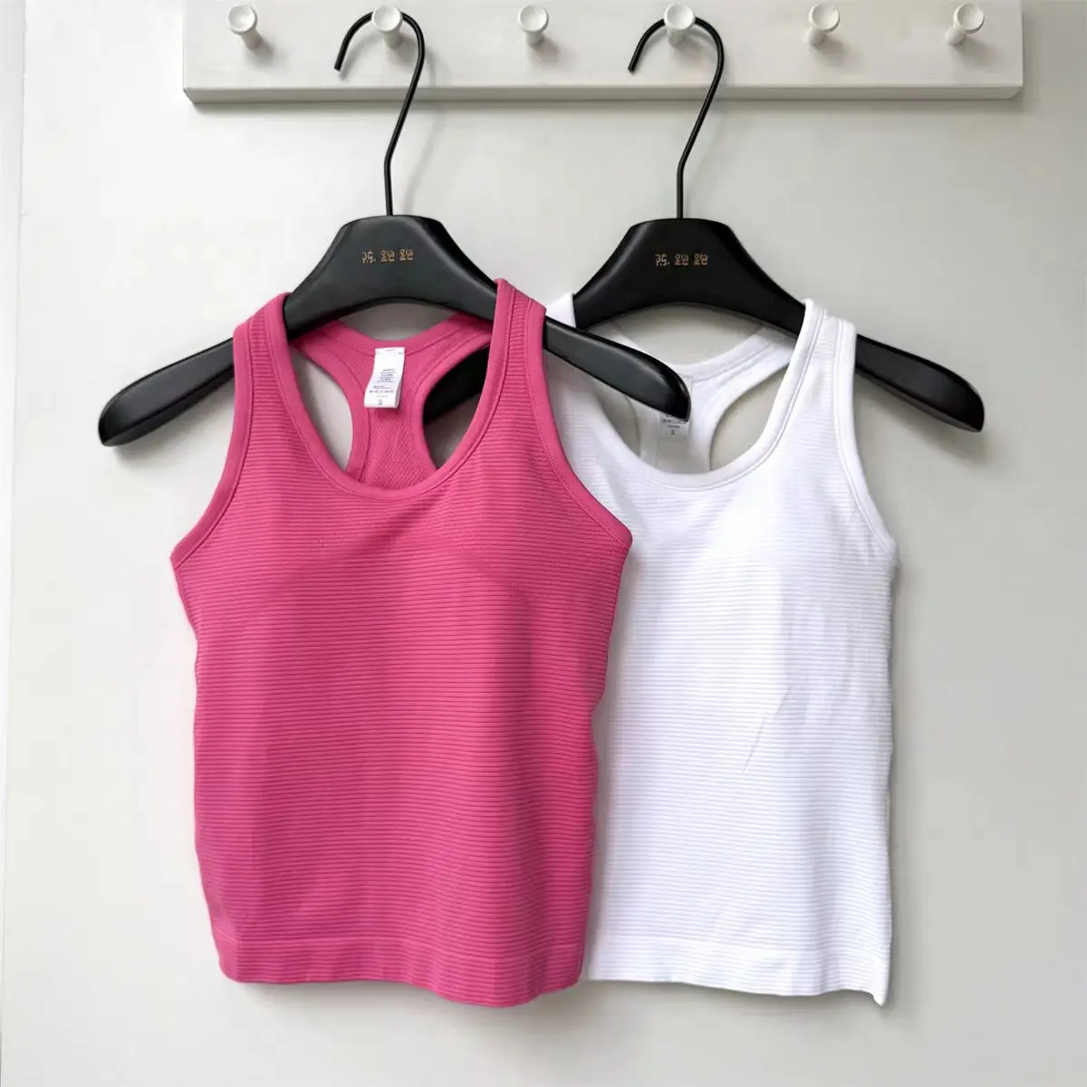 

Lemon Sport Bra for Women Yoga Tank Fixed Chest Pad Gym Vest Shock-proof Workout Tops Fitness Clothes U-shaped Back Gym Crop Top