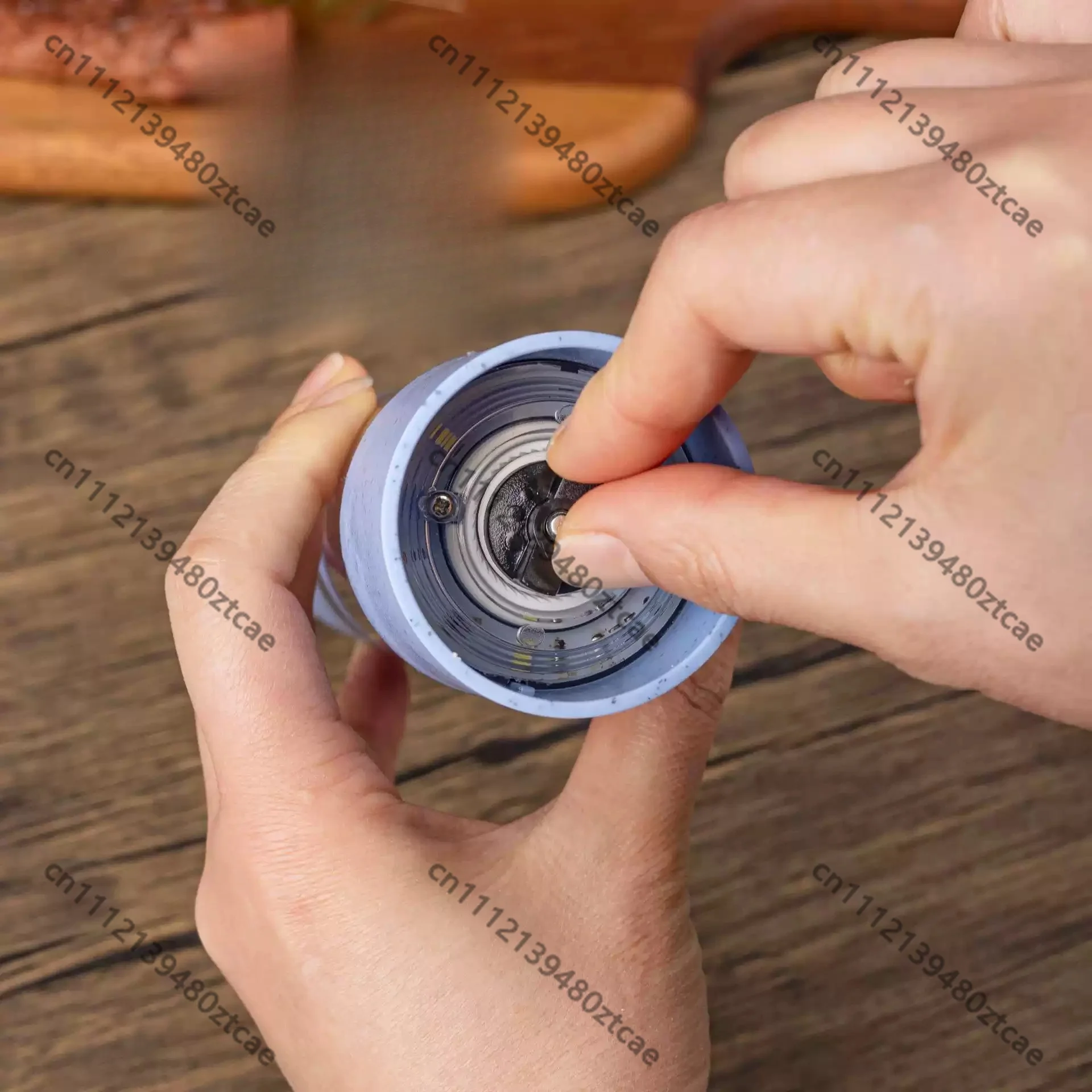 Electric Spice Grinder Bottle Wheat‑straw Housing For Black Pepper Sea Salt Sesame Multi‑purpose Kitchen Seasoning Grinding