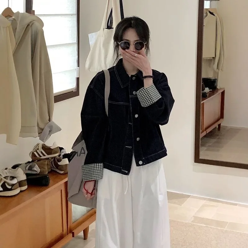Spring  Trendy And Stylish Women's Denim Short Jacket, Fashionable Loose-Fitting Coat
