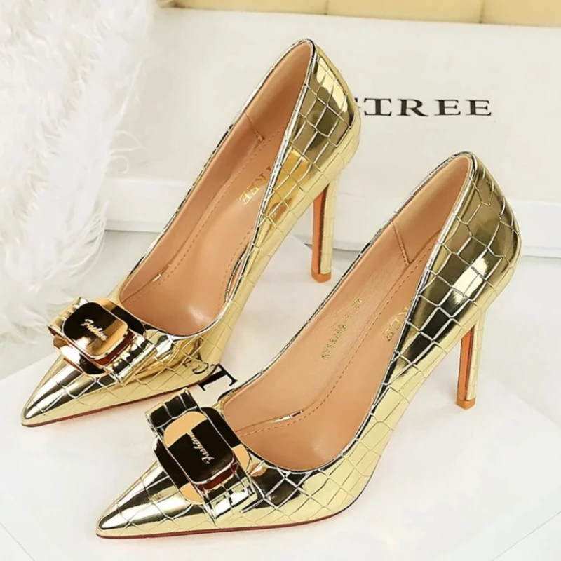 Luxury Design Women 10cm High Heels Metal Buckle Green Pumps Lady Plus Size Wedding Stiletto Heels Party Nude Replica Prom Shoes