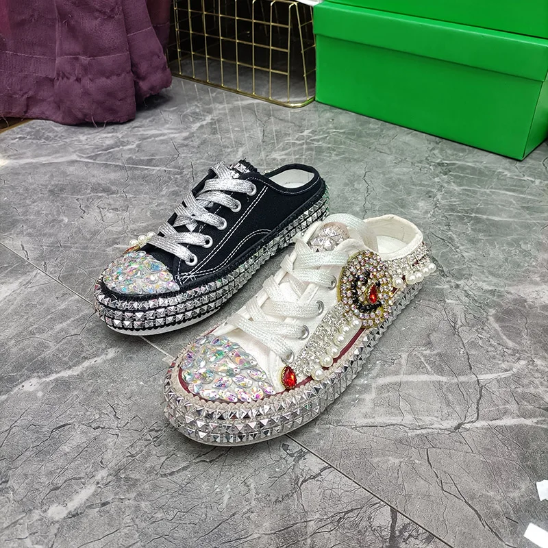 Letnie damskie tenisówki Rhinestone diament ręcznie robione nit półkapcie okrągłe Toe na niskim obcasie płaskie buty na co dzień damskie trampki