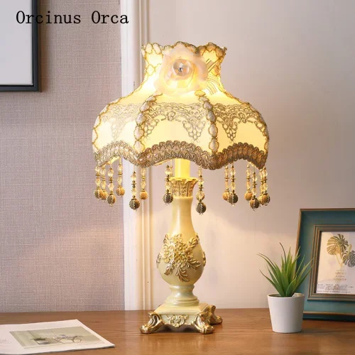 European style palace luxury white desk lamp living room study bedroom Bedside Lamp Retro carved resin desk lamp