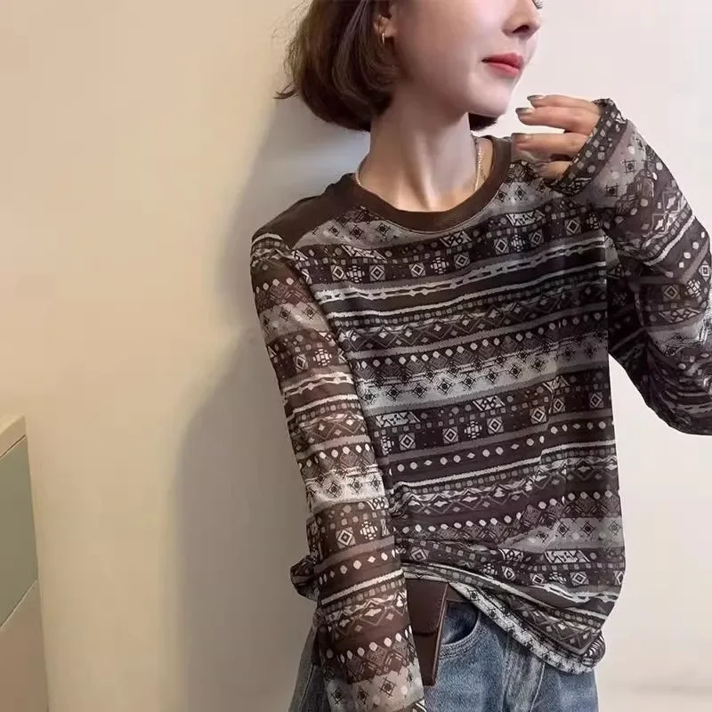 

Striped Printed Round Neck Long Sleeve Bottoming Shirt Women's New Autumn Fashion Retro Pattern Western Style Versatile Top