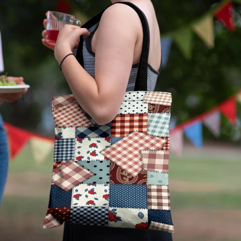 1pc Large Capacity Patchwork Tote Bag for Women - Stylish & Durable Shoulder Bag with Floral and Geometric Patterns Pouch