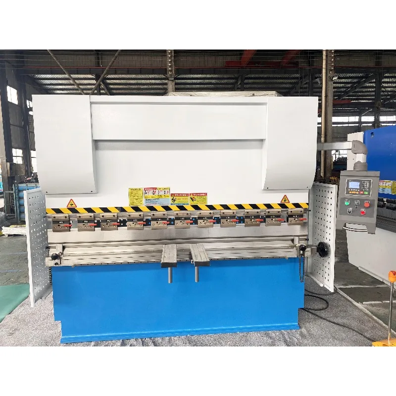 CNC Synchronized Fully Automatic Press Brake Machine for Carbon Steel/Stainless Steel Sheet Bending 30t/1600-160t/4000 Capacity