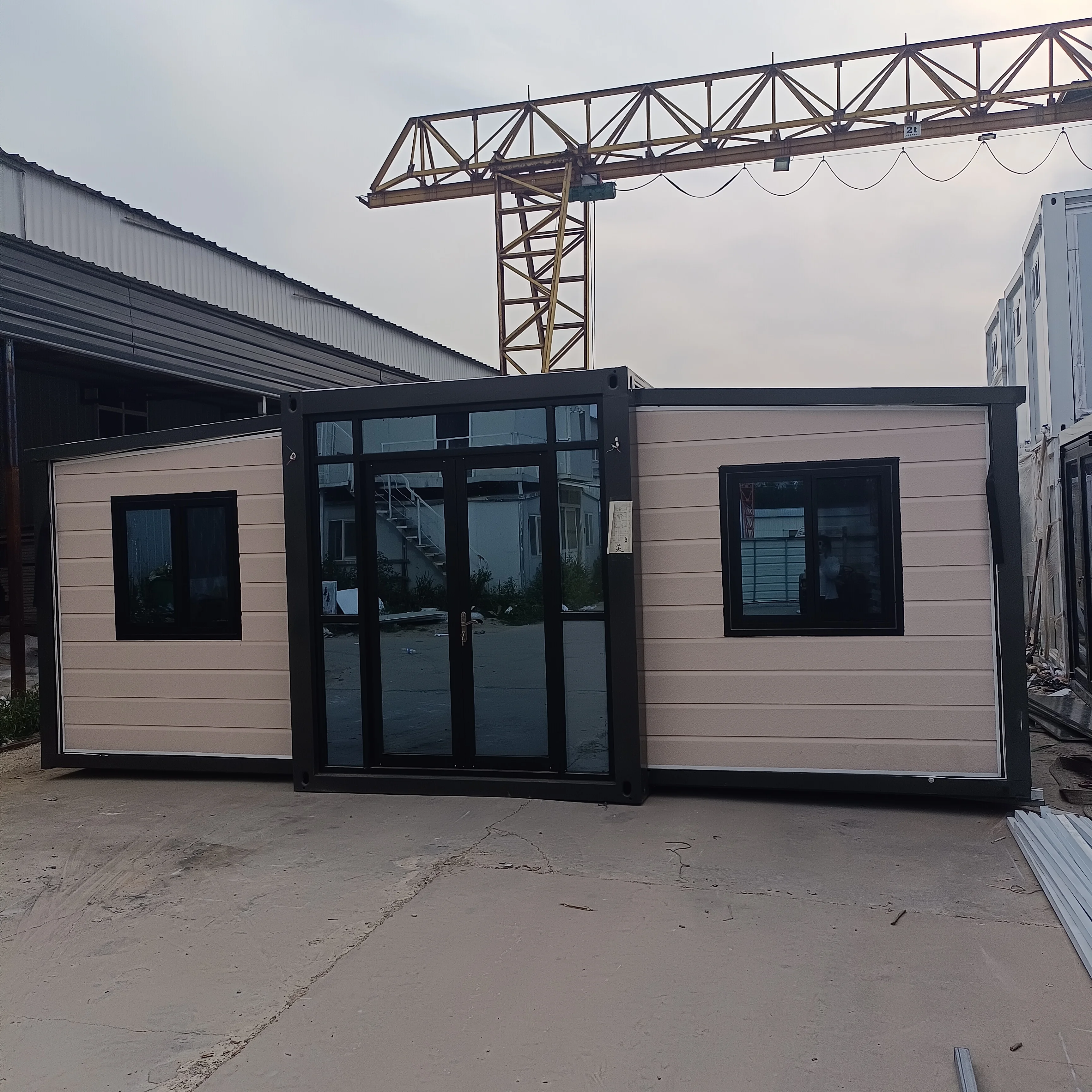 يبيع المصنع مباشرة بسعر منخفض، منزل حاوية قابل للتوسيع، منزل جاهز من الفولاذ رخيص للاستخدام المنزلي للعائلات الأمريكية