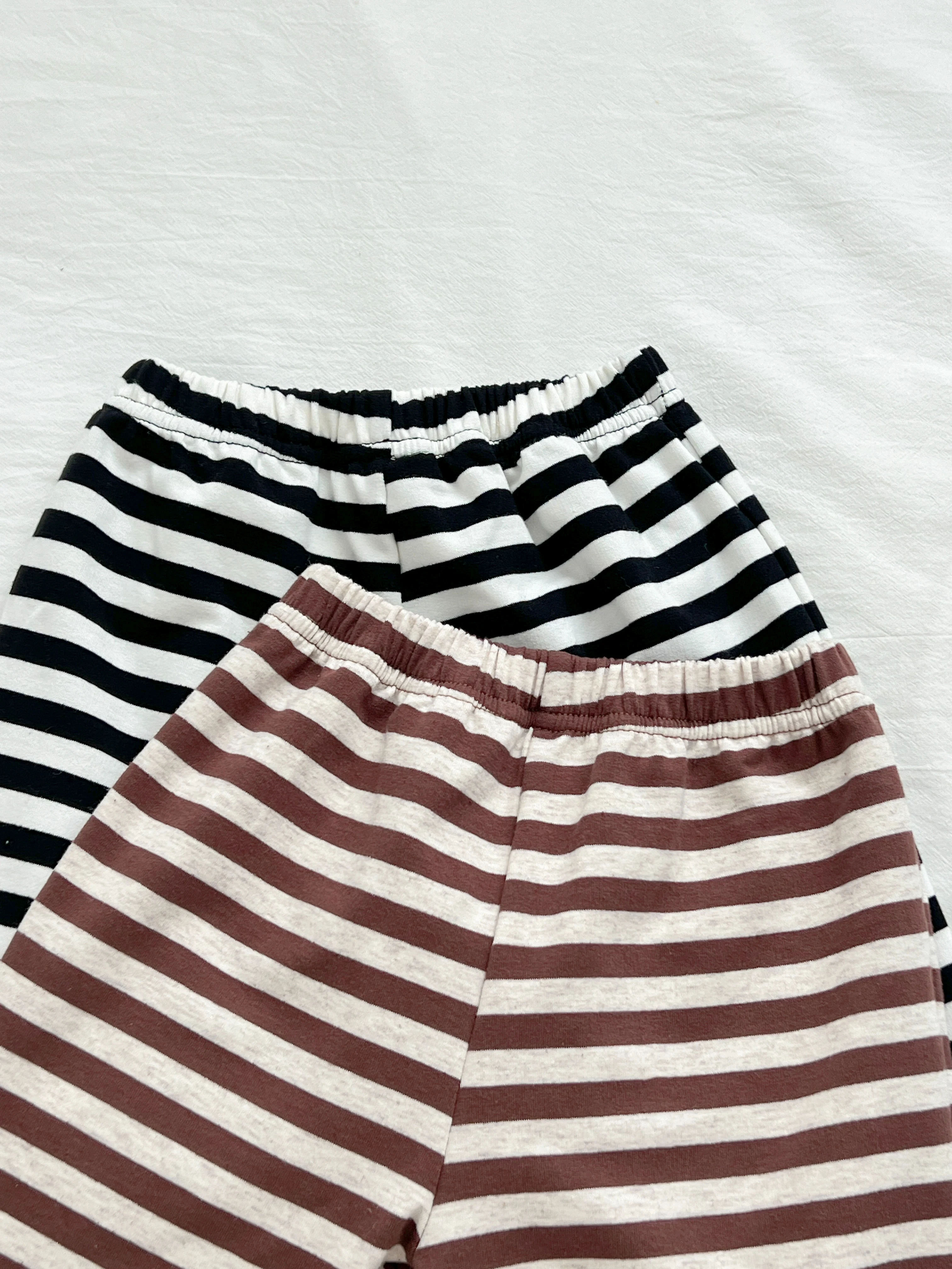 Frühlings- und Herbst-Neuheit: Bären-Kinder-Sweatshirt Zweiteiler, Gestreiftes Jungen-Outfit im koreanischen Stil – Detail 8