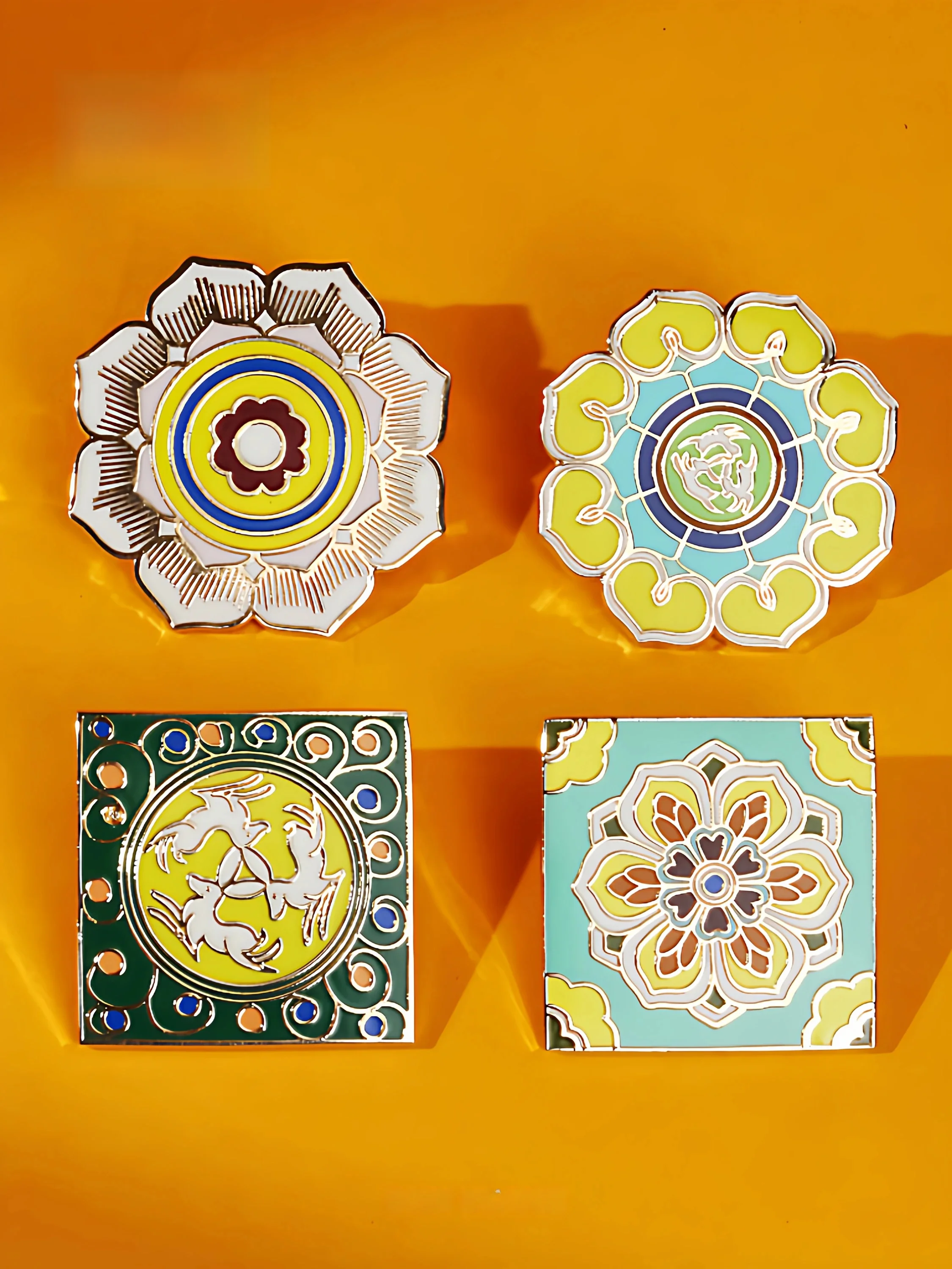Elegant Dunhuang Research Institute Algae Well Brooch Pin Museum Creative Gift for Mom Birthday Female Friend Practical