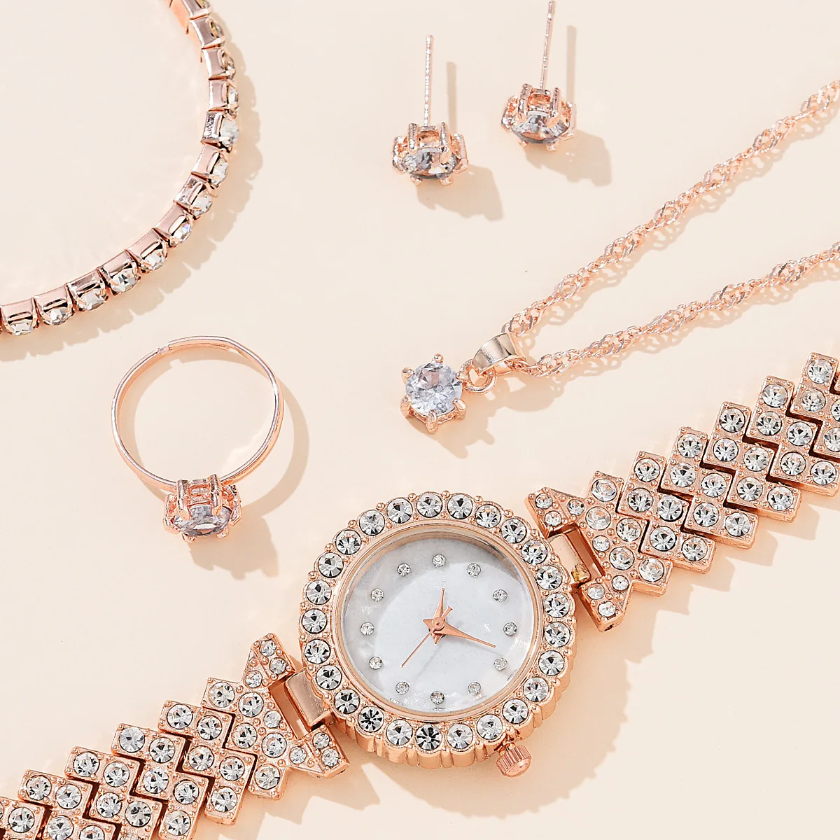 Set 6 Buah Jam Tangan Kuarsa Gelang Wanita Berlian Imitasi Mewah Jam Tangan Wanita Baja Set Sederhana Cincin Anting Kalung Reloj (Tanpa Kotak)
