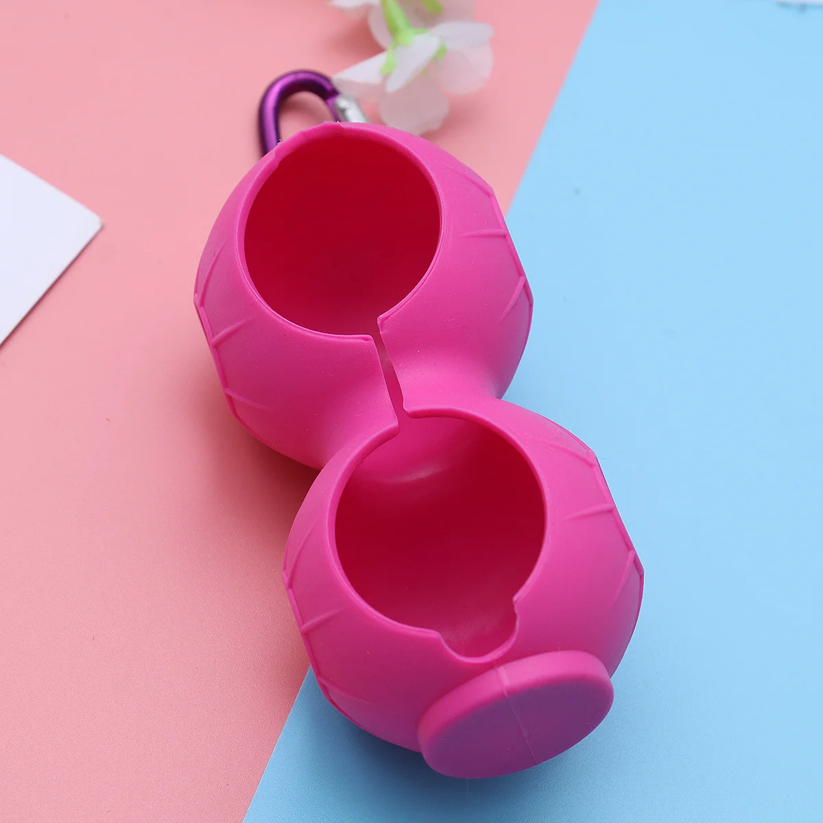 

1pcs Dual Golf Ball Holder Silicone Belt Clip Easy Carry Protection Accessory For Golf Training Tools (Rosy)