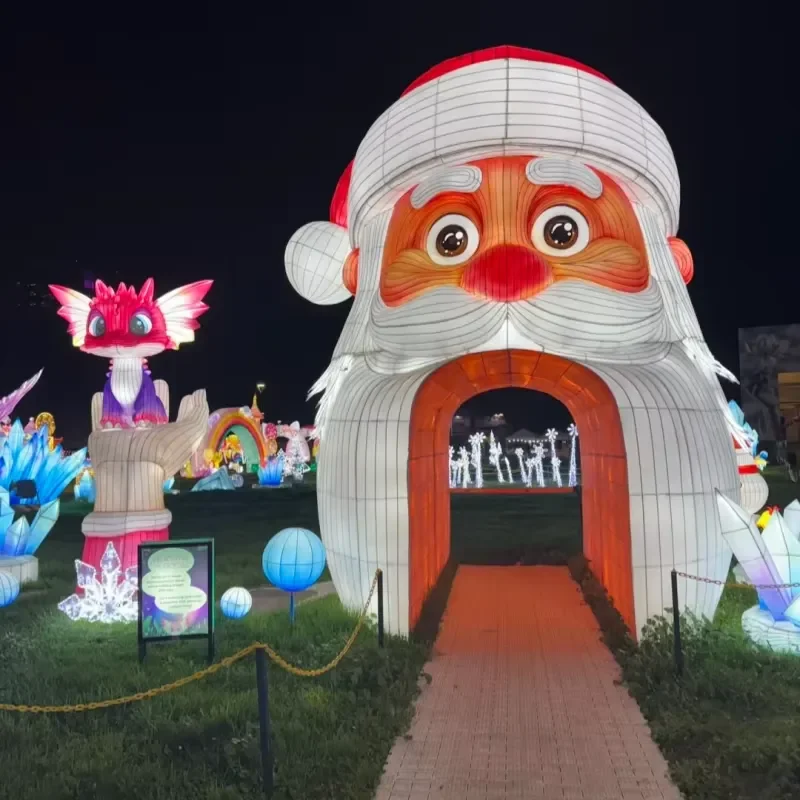 Giant Cartoon Arched Lantern PVC Waterproof LED Holiday Light Outdoor Christmas Decoration for Tourist Attractions and Events