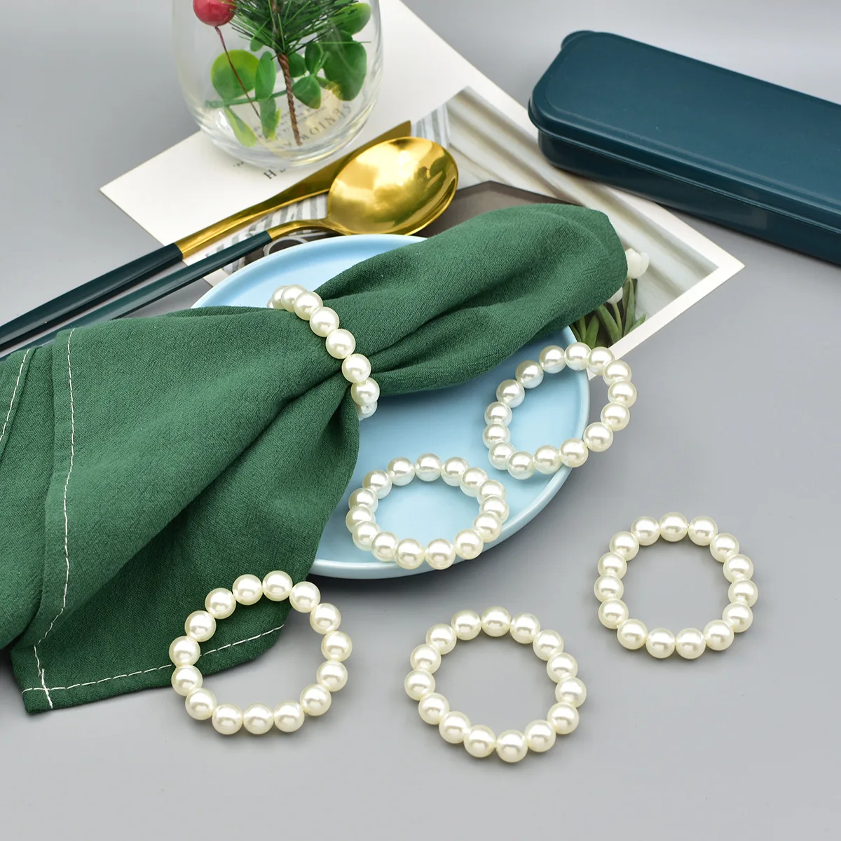 50pcs/10pcs Handmade Pearl Napkin Rings Weddings Beaded Napkin Rings Napkin Rings for Dinner Reception Party Banquet Table Decor