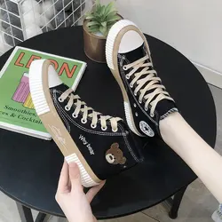 Niskie/wysokie płócienne buty damskie Sneaker Cute miś sznurowane na co dzień, oddychające buty do biegania wulkanizowane