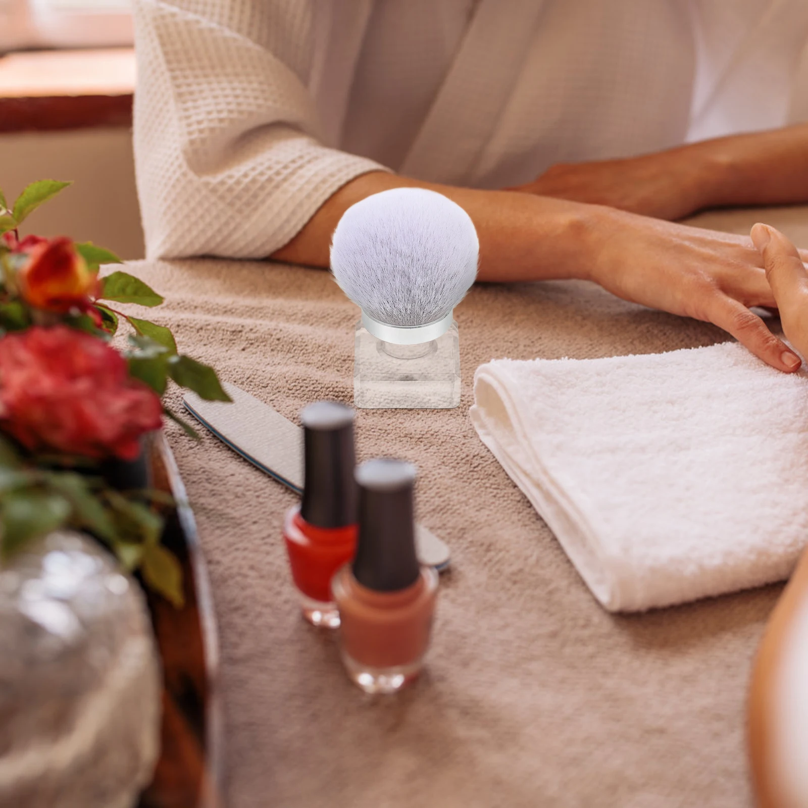 

Nail Dust Brush Makeup Tool Mushroom Head Nail Art Brush for Cleaning Fingernails Manicure Gel Polish Blush Powder Easy to Carry