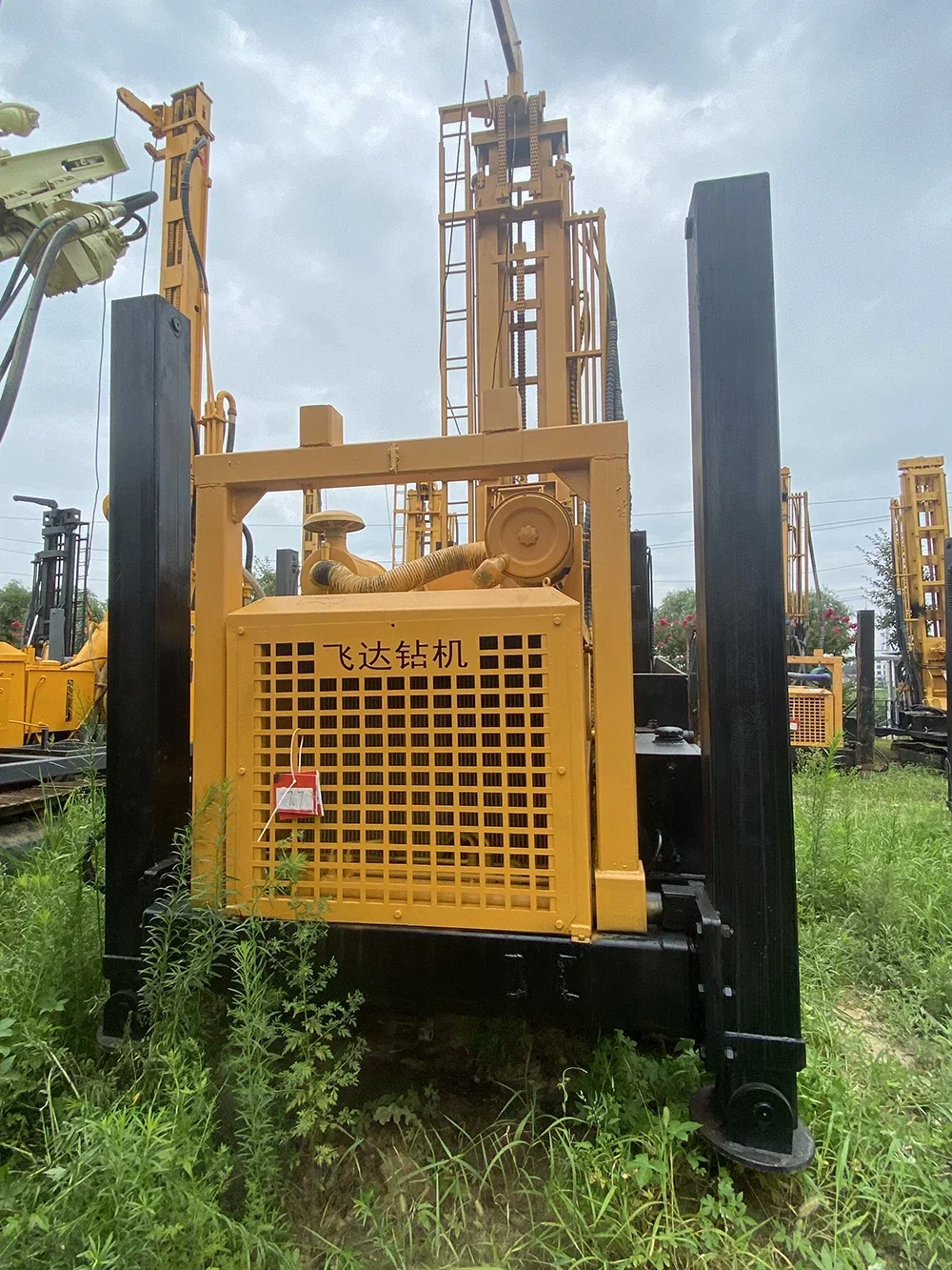 Type 2021 Used 400m DTH Water Well Rig 6.6m FY400 Water Well Rig For Sale