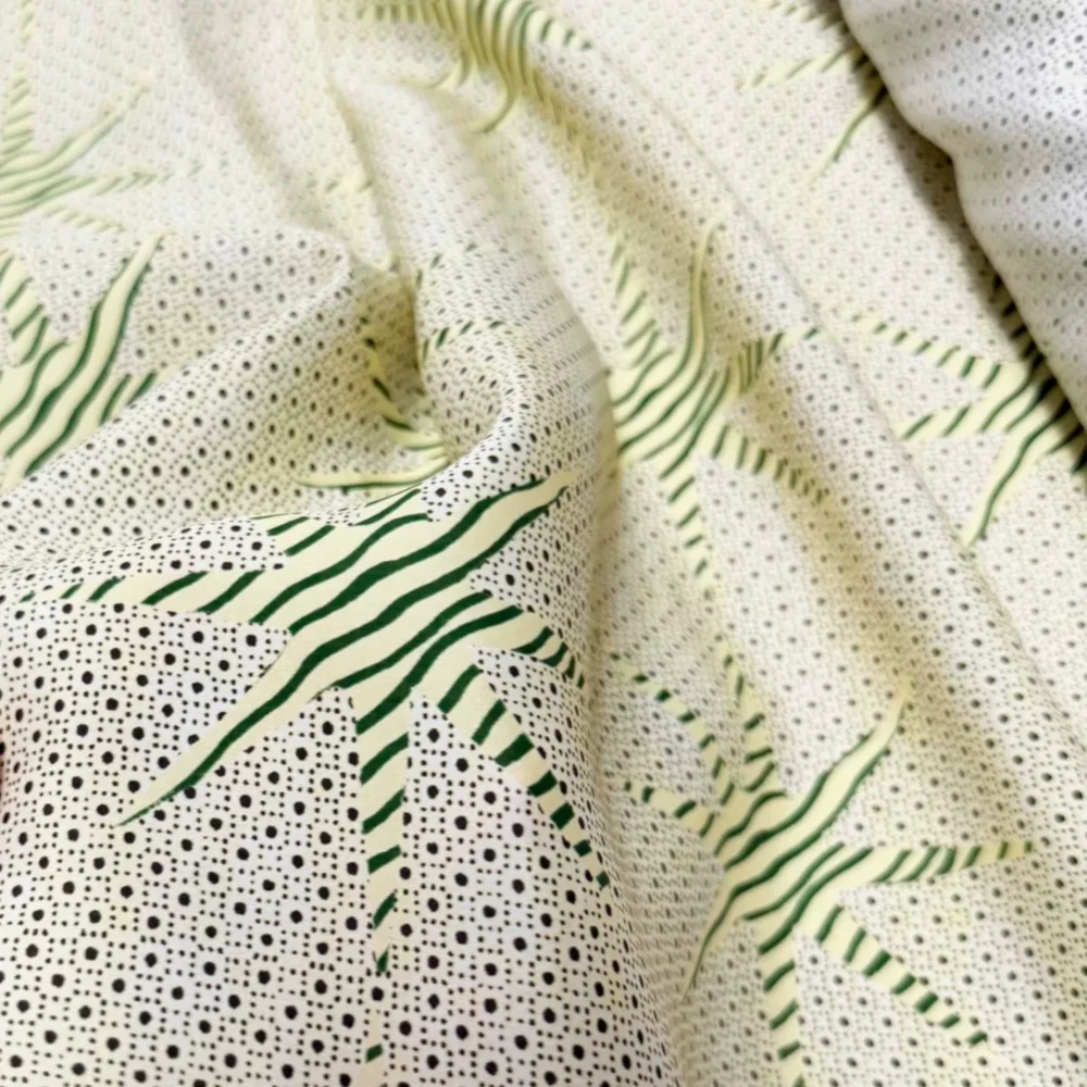 Heavy Weight Light Yellow Starfish Print Silk Cotton Fabric for Girls Lady Vacation Dress Clothes Scarf Shirt Apparel Costume