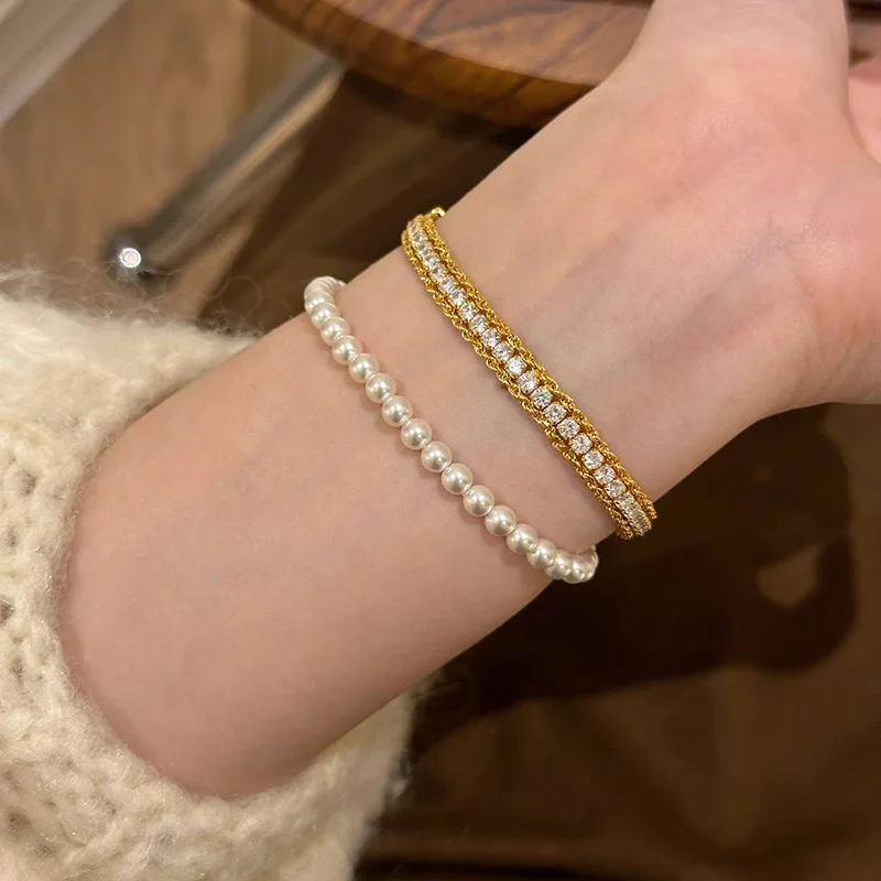 New in silver 925 Hollow out dazzling Diamond bracelet for women High Quality Light Luxury Shining Chain bangles Fashion Jewelry